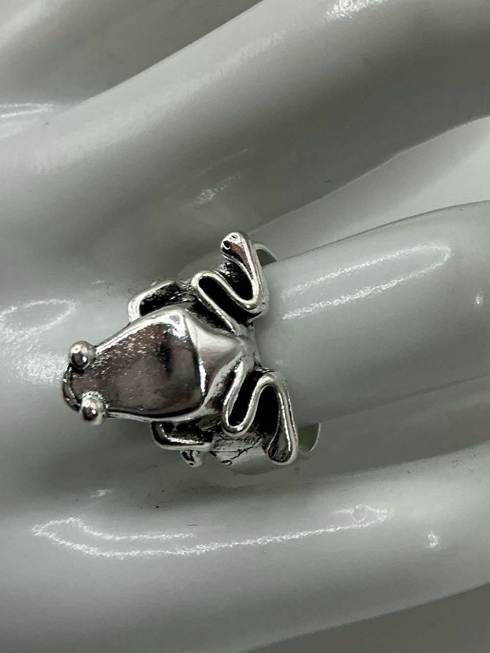 CUTE WHIMSICAL SILVER TONE FROG RING SIZE 6 1/2